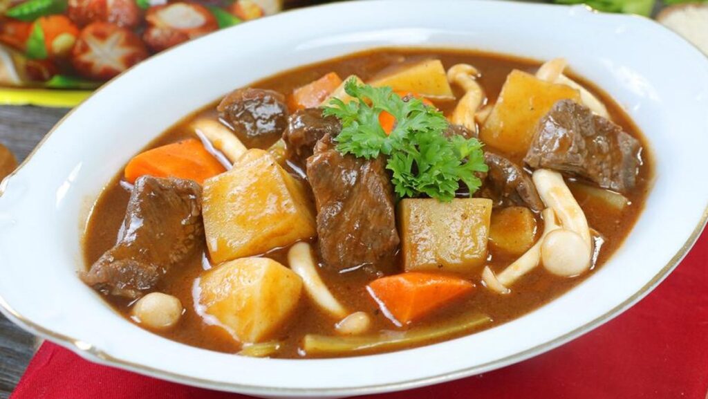 Thịt bò hầm
